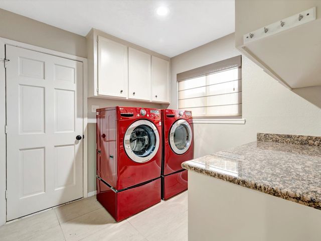 4330 Shady Springs Drive, Seabrook, TX 77586