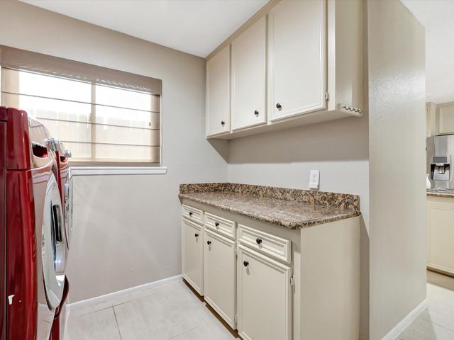 4330 Shady Springs Drive, Seabrook, TX 77586