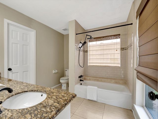 4330 Shady Springs Drive, Seabrook, TX 77586