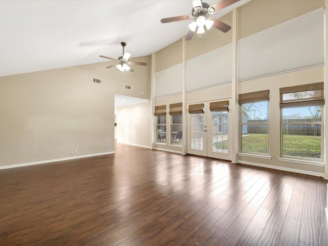 4330 Shady Springs Drive, Seabrook, TX 77586