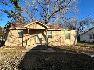 2228 N Midwest Boulevard, Oklahoma City, OK 73141