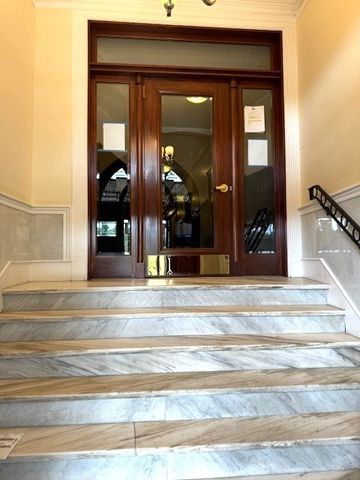 69 Park Drive 7, Boston, MA 02215