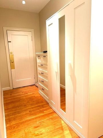 69 Park Drive 7, Boston, MA 02215