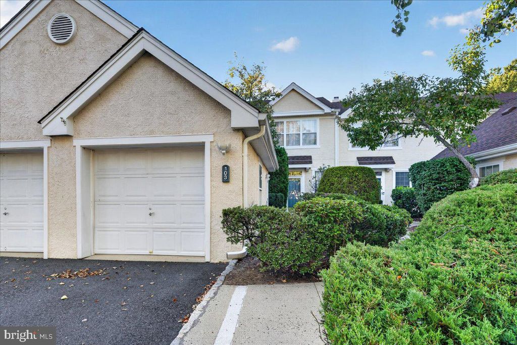 103 ASHFORD DR, PLAINSBORO, NJ 08536 — photo 4