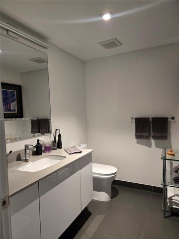 1600 NE 1st Avenue 2511, Miami, FL 33132