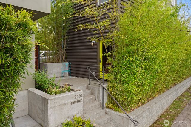 2331 E Madison Street, Seattle, WA 98112
