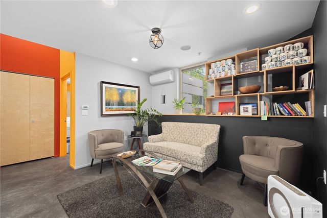 2331 E Madison Street, Seattle, WA 98112