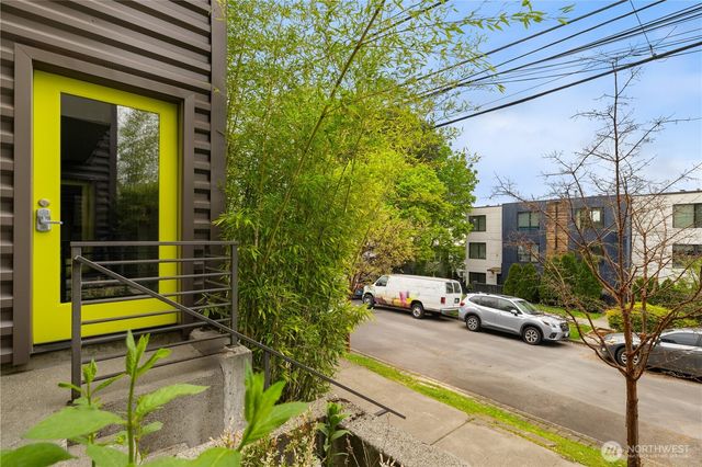 2331 E Madison Street, Seattle, WA 98112