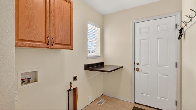 17925 N Colton Ct, Colbert, WA 99005