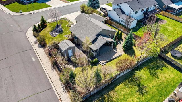 17925 N Colton Ct, Colbert, WA 99005