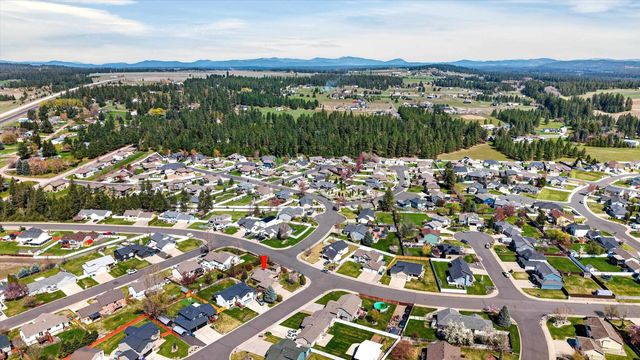 17925 N Colton Ct, Colbert, WA 99005