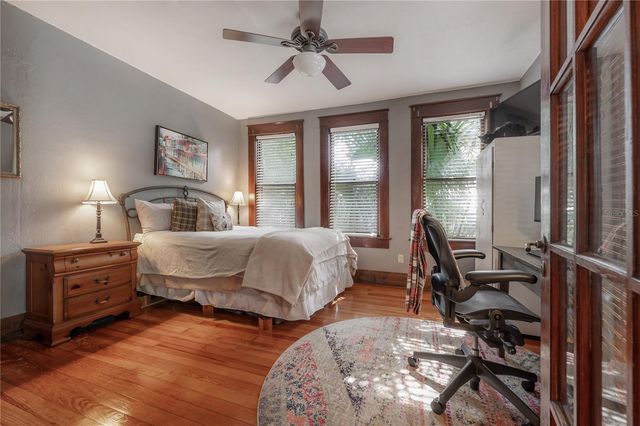 204 E FERN STREET, Tampa, FL 33604