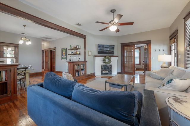 204 E FERN STREET, Tampa, FL 33604