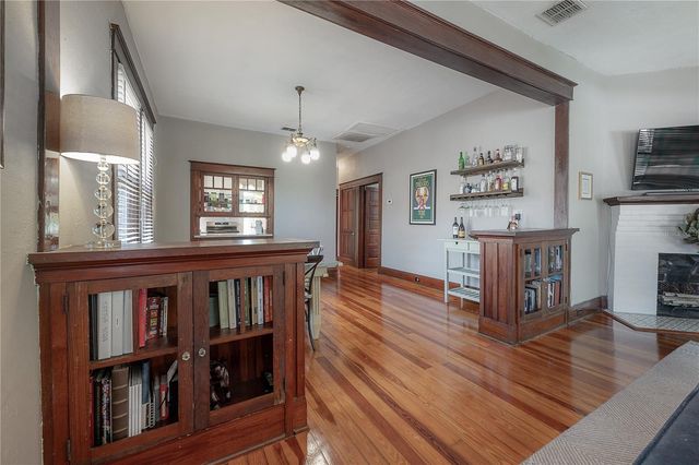 204 E FERN STREET, Tampa, FL 33604