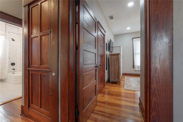 204 E FERN STREET, Tampa, FL 33604