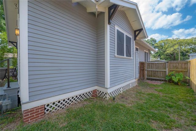 204 E FERN STREET, Tampa, FL 33604