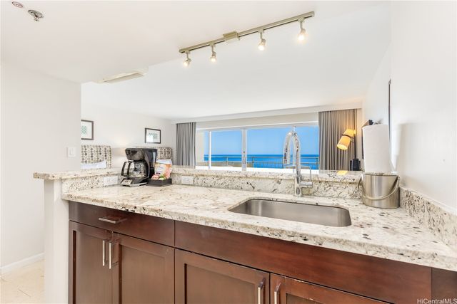1777 Ala Moana Boulevard 2306, Honolulu, HI 96815