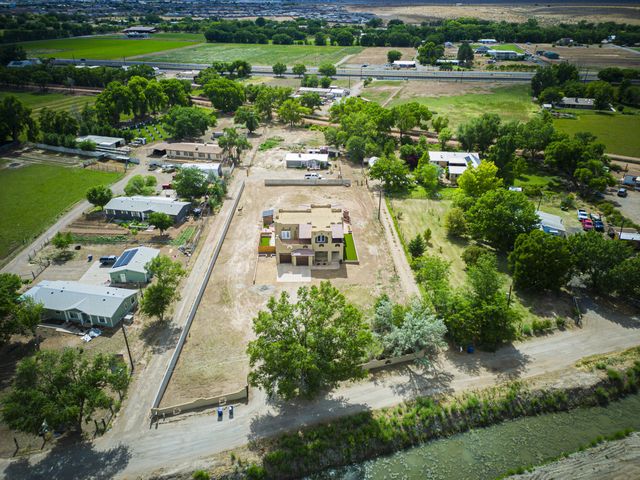 2061 BLAYLOCK Lane NE, Los Lunas, NM 87031