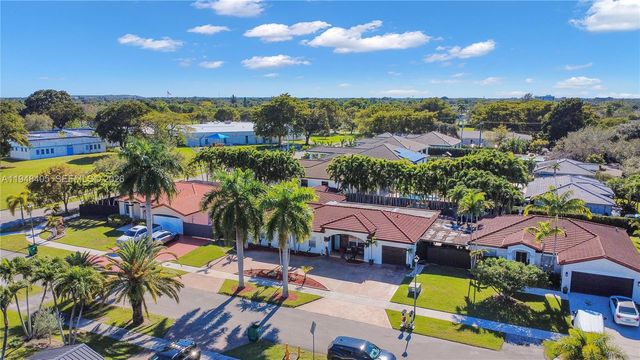 10210 SW 191st St, Cutler Bay, FL 33157