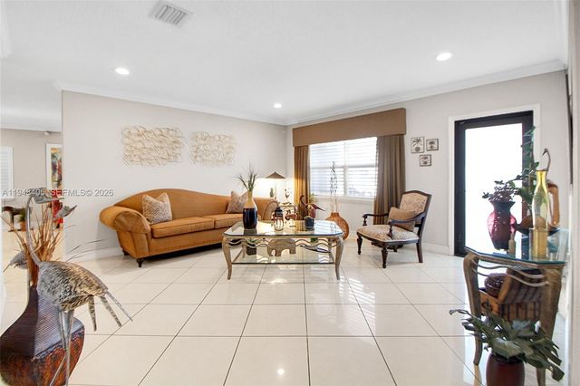 10210 SW 191st St, Cutler Bay, FL 33157