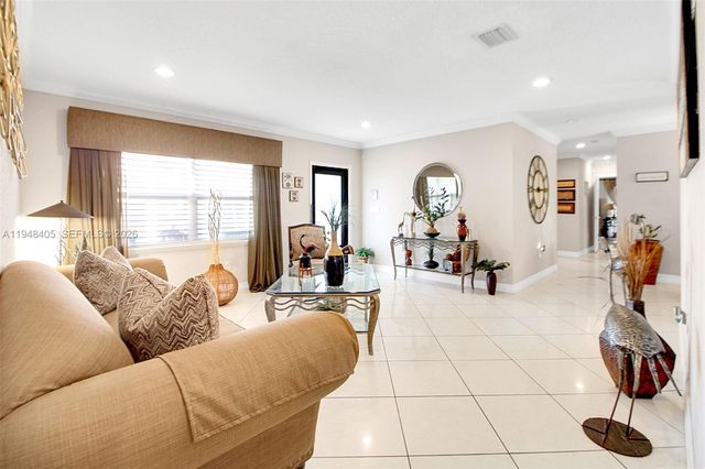 10210 SW 191st St, Cutler Bay, FL 33157