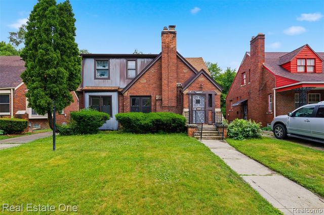 15464 Lindsay Street, Detroit, MI 48227