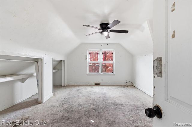 15464 Lindsay Street, Detroit, MI 48227