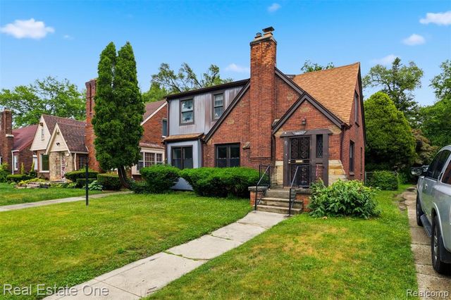 15464 Lindsay Street, Detroit, MI 48227