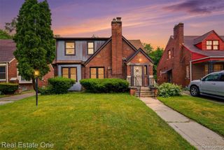 15464 Lindsay Street, Detroit, MI 48227