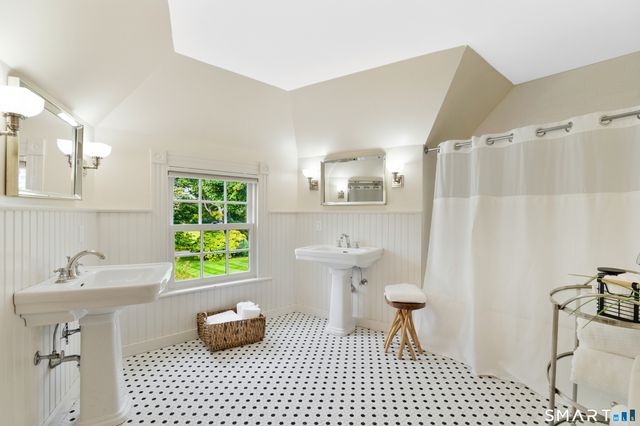 775 South Street, Middlebury, CT 06762