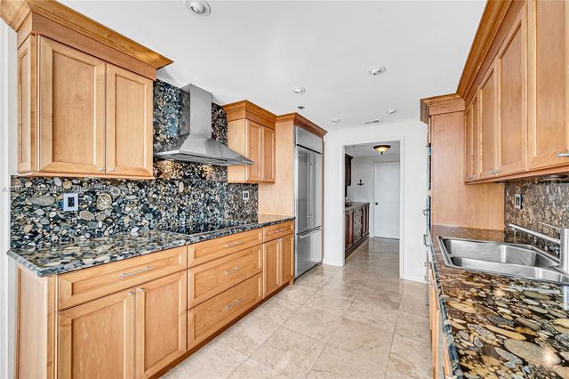 1581 Brickell Ave 1204, Miami, FL 33129