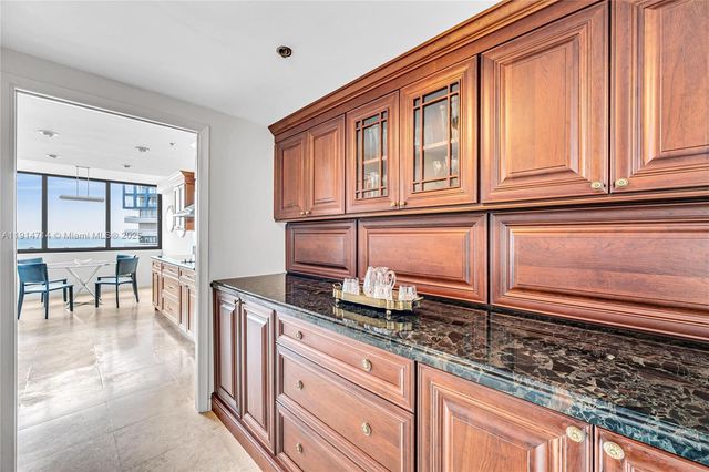 1581 Brickell Ave 1204, Miami, FL 33129