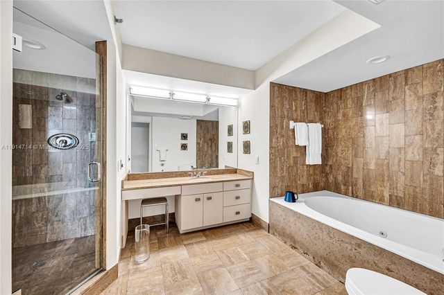 1581 Brickell Ave 1204, Miami, FL 33129