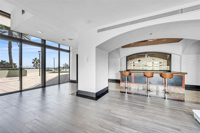 1581 Brickell Ave 1204, Miami, FL 33129