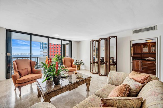 1581 Brickell Ave 1204, Miami, FL 33129