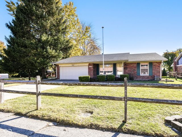 10415 Lawnhaven Drive, Indianapolis, IN 46229