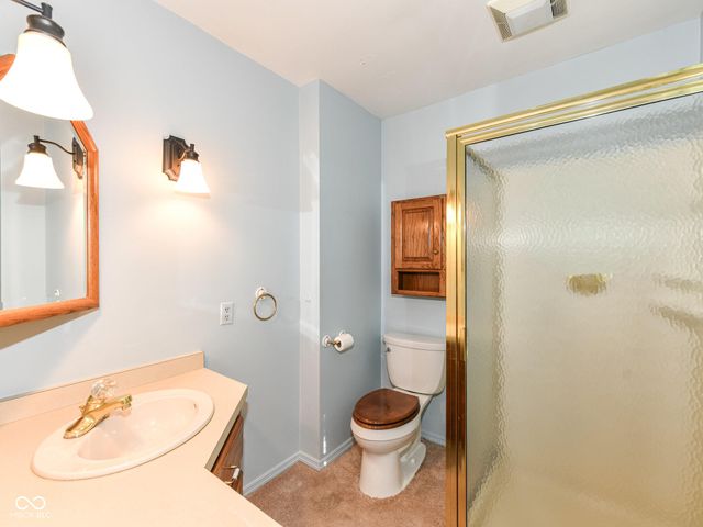 10415 Lawnhaven Drive, Indianapolis, IN 46229