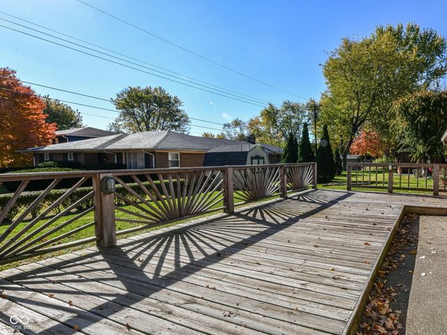 10415 Lawnhaven Drive, Indianapolis, IN 46229