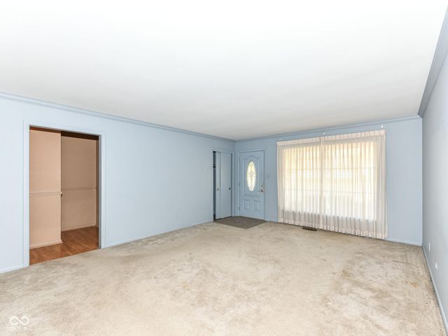 10415 Lawnhaven Drive, Indianapolis, IN 46229