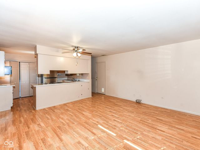 10415 Lawnhaven Drive, Indianapolis, IN 46229