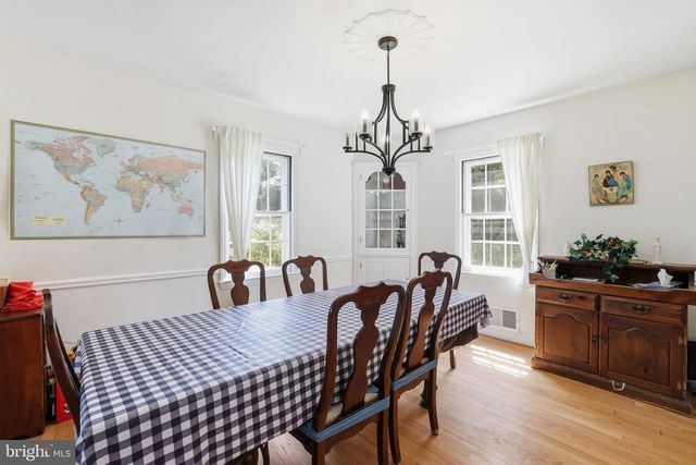 7322 EDMONSTON RD, College Park, MD 20740