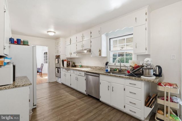7322 EDMONSTON RD, College Park, MD 20740