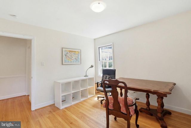 7322 EDMONSTON RD, College Park, MD 20740
