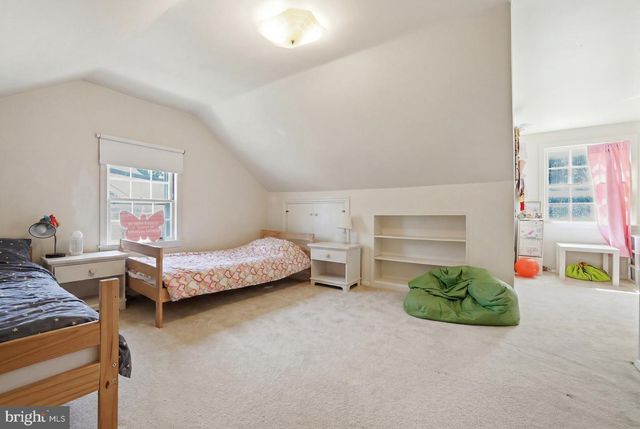7322 EDMONSTON RD, College Park, MD 20740