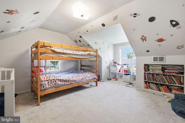 7322 EDMONSTON RD, College Park, MD 20740