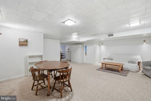 7322 EDMONSTON RD, College Park, MD 20740