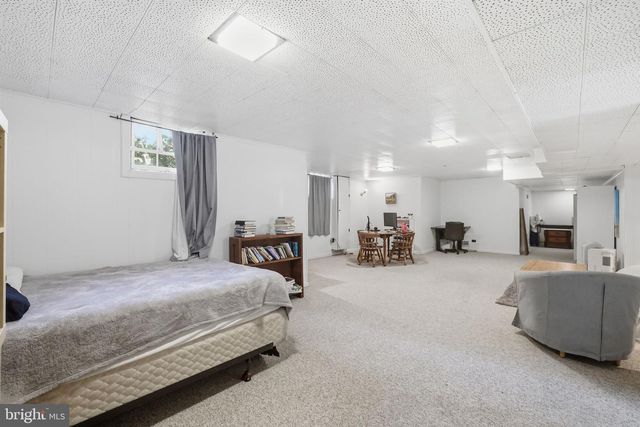 7322 EDMONSTON RD, College Park, MD 20740