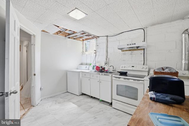 7322 EDMONSTON RD, College Park, MD 20740