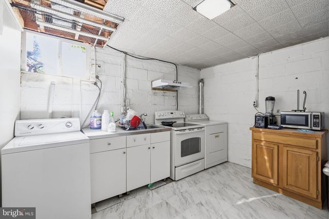 7322 EDMONSTON RD, College Park, MD 20740
