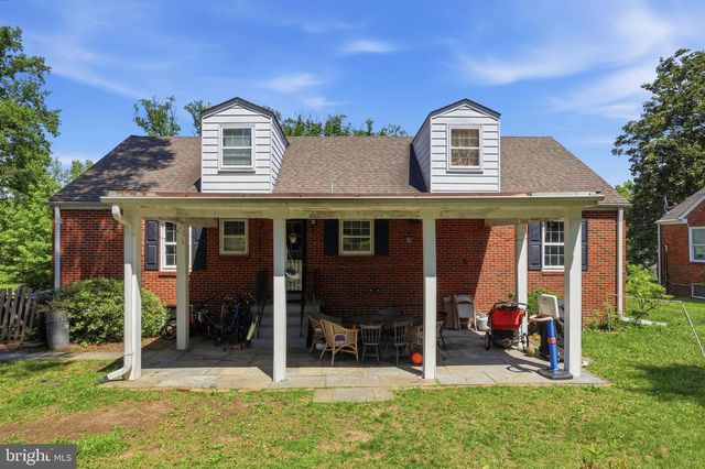 7322 EDMONSTON RD, College Park, MD 20740